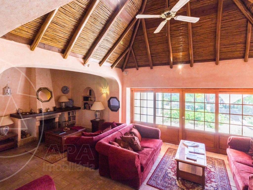 Villa_for_sale_in_Faro_SMA11723
