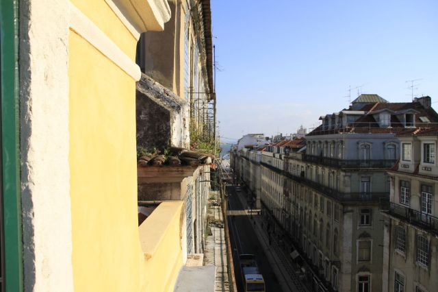 Restoration Project_for_sale_in_Lisbon_SLI12002
