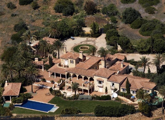 Villa_for_sale_in_Lagos_EMA12089