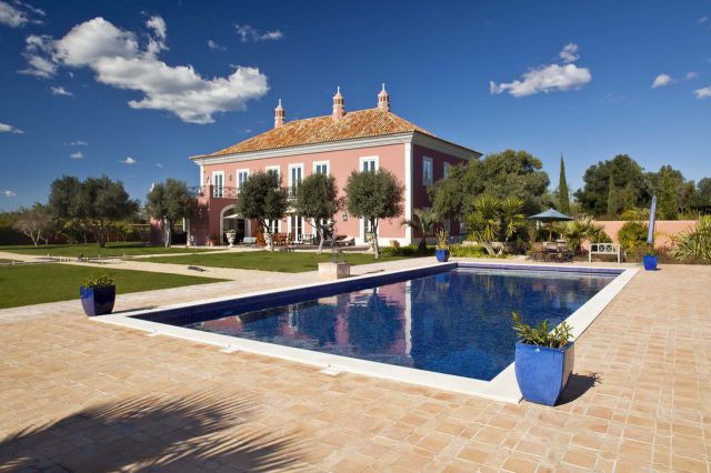 Villa_for_sale_in_Central Algarve_EMA12174