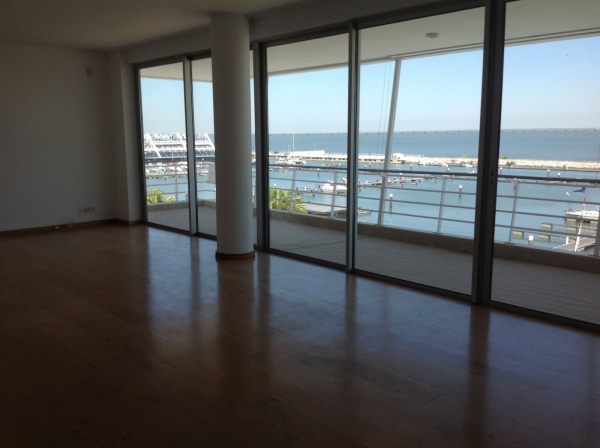 Apartment_for_sale_in_Lisbon_SLI12844
