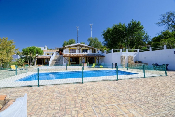 Villa_for_sale_in_Paderne_EMA12941