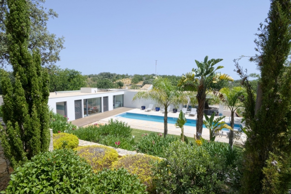 Villa_for_sale_in_Loule_EMA13129