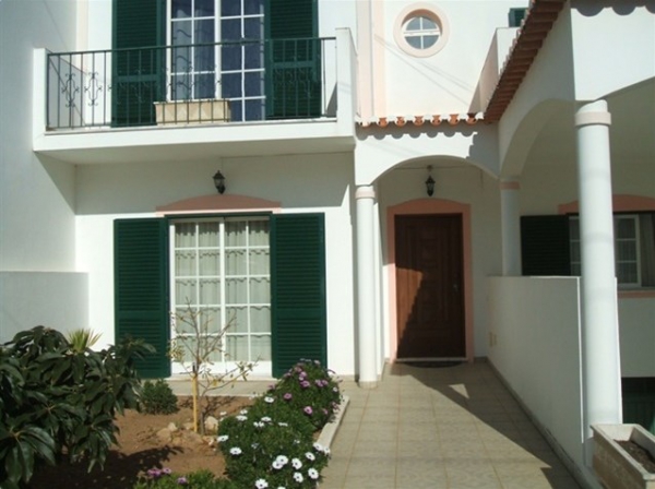 Home_for_sale_in_Lagos_SMA13645