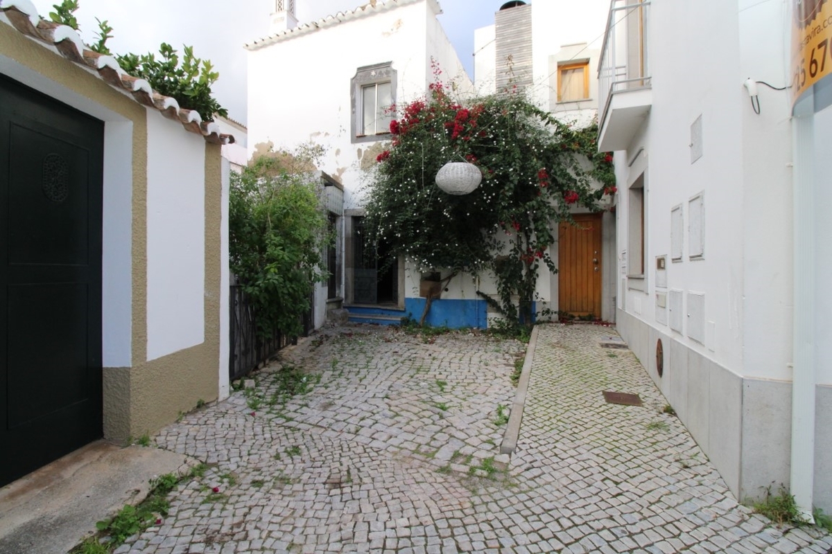 Building_for_sale_in_Tavira_LSA14000