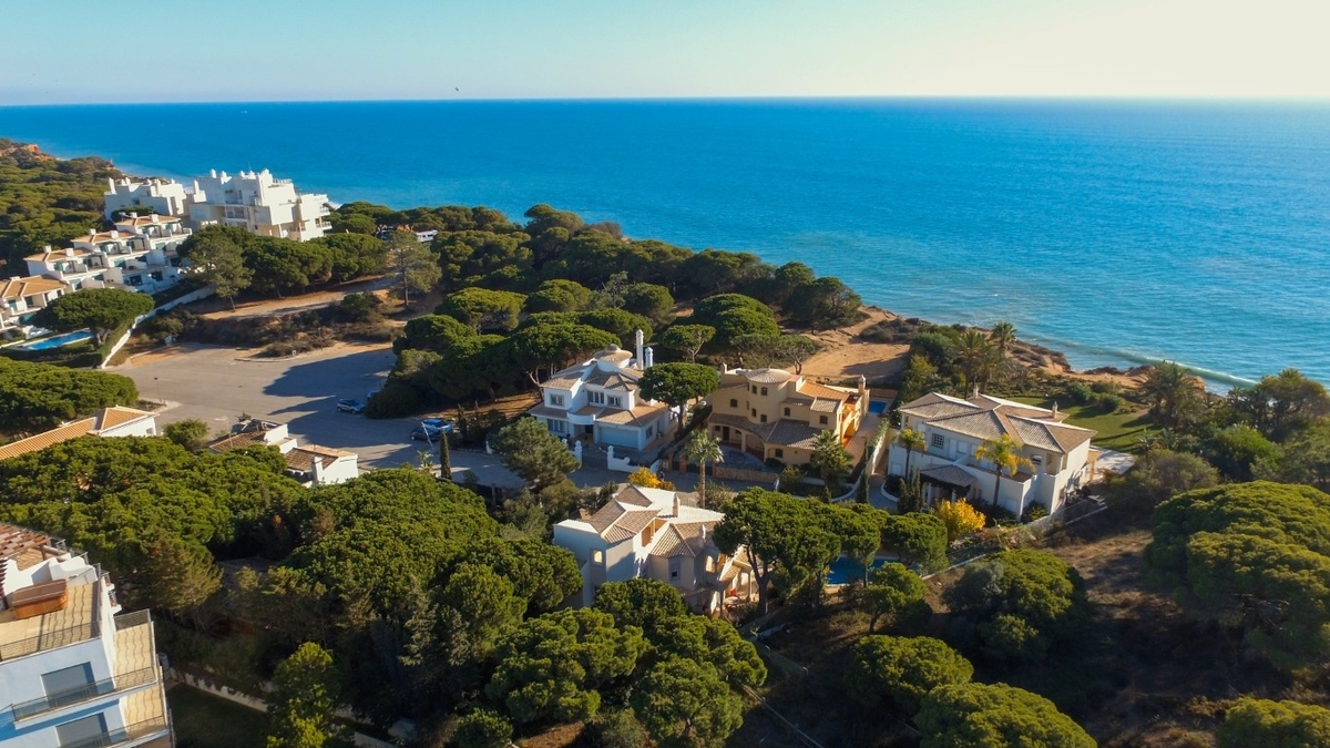Villa_for_sale_in_Albufeira_LSA14029