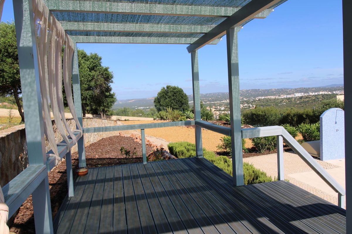 Villa_for_sale_in_Faro_LSA14043