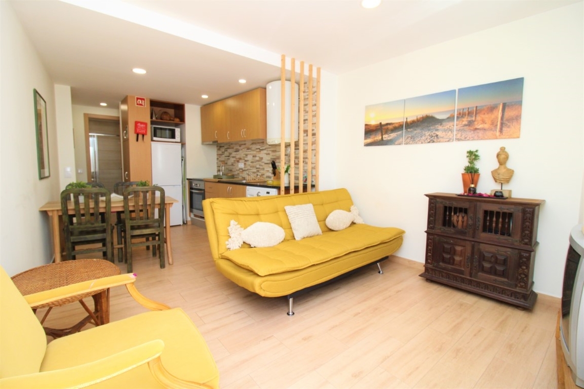Villa_for_sale_in_Guia_LSA14045