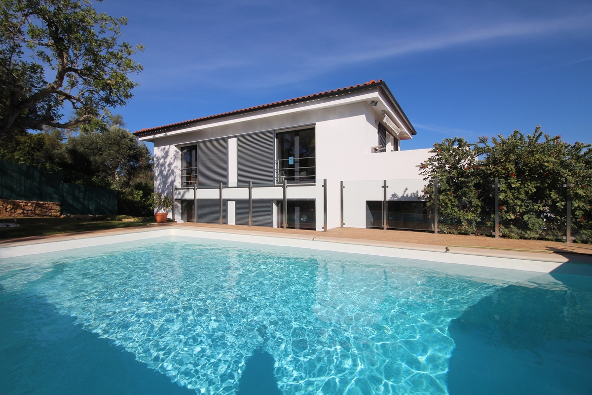 Villa_for_sale_in_Guia_LSA14048
