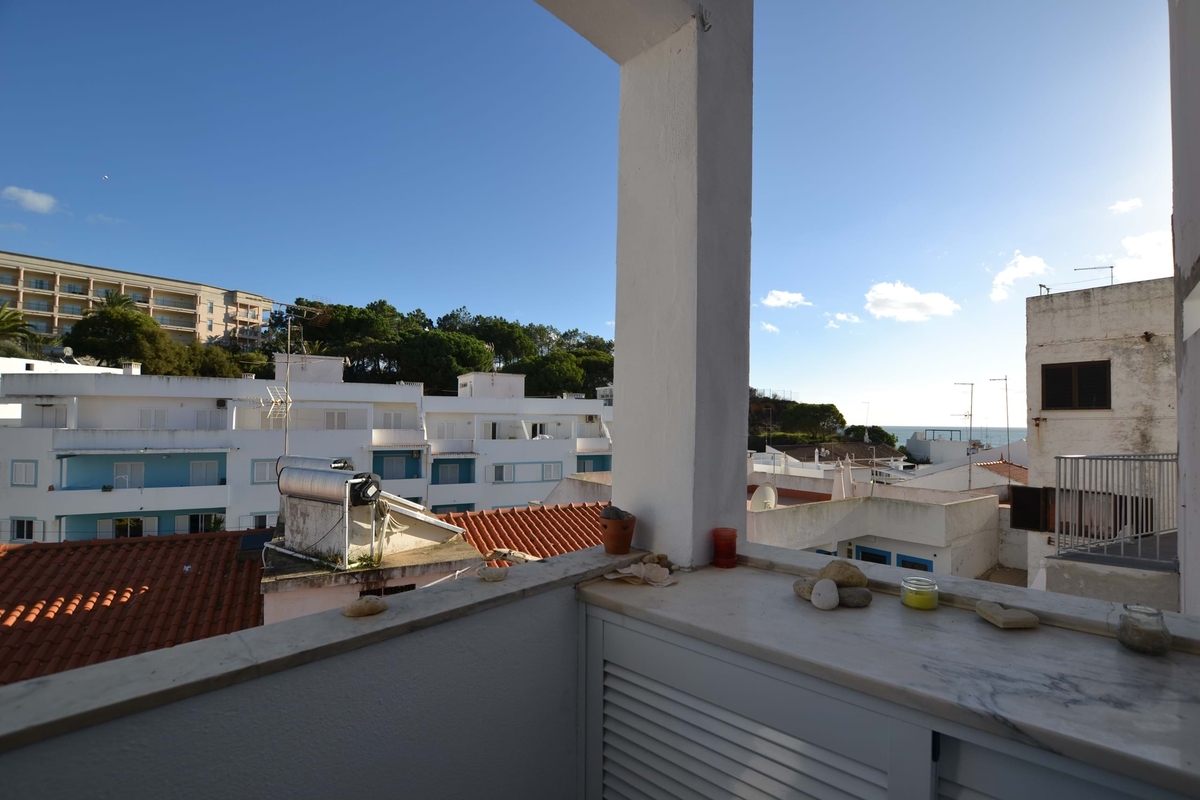 Apartment_for_sale_in_Olhos de Agua_LSA14078
