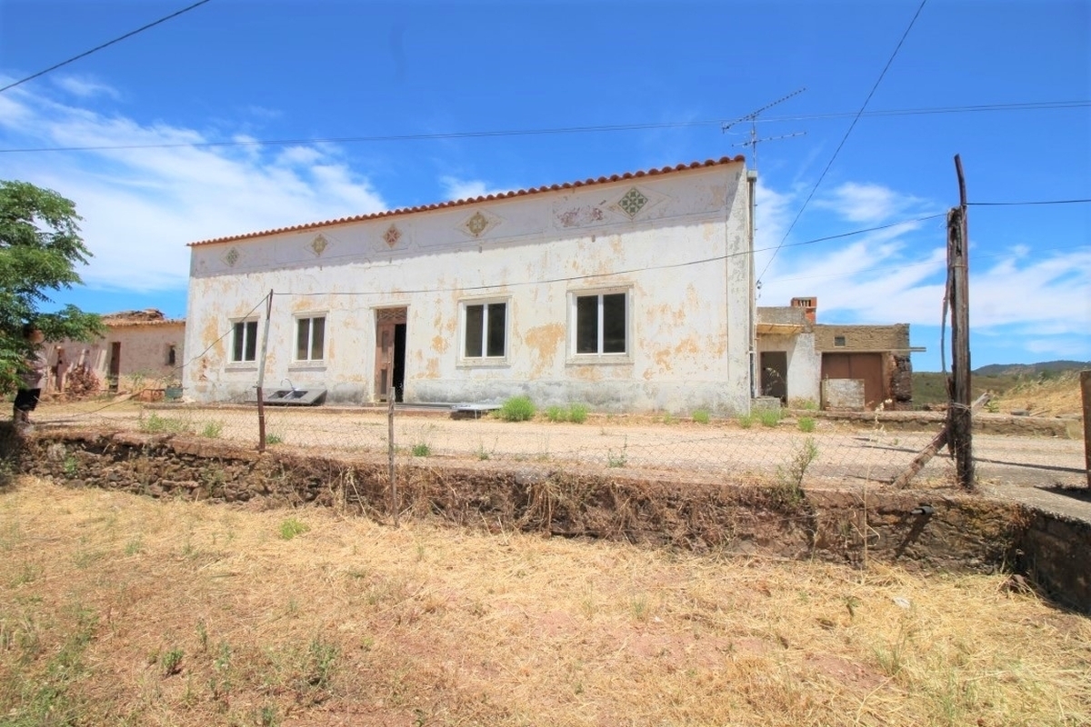 Villa_for_sale_in_Salir_LSA14126