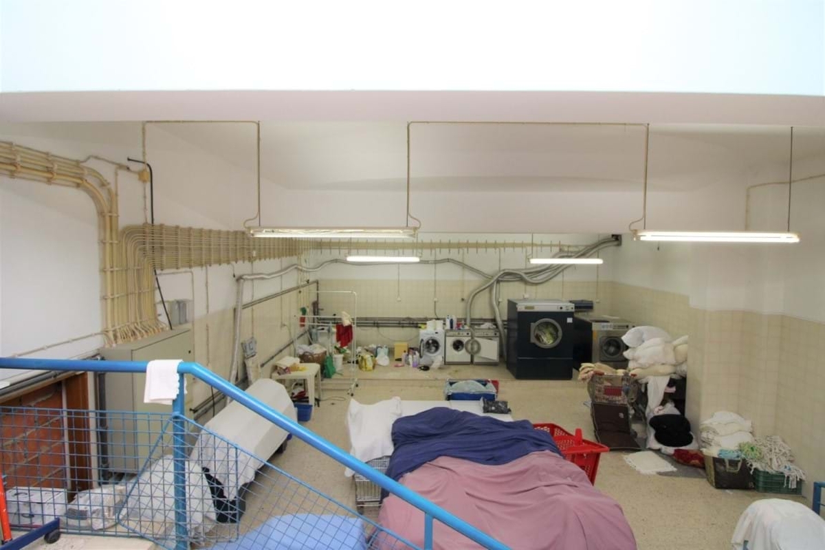 Commercial_for_sale_in_Albufeira_LSA14136