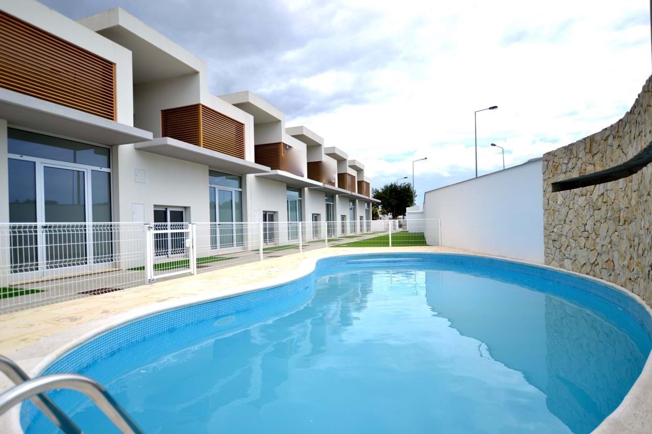 Villa_for_sale_in_Albufeira_LSA14175