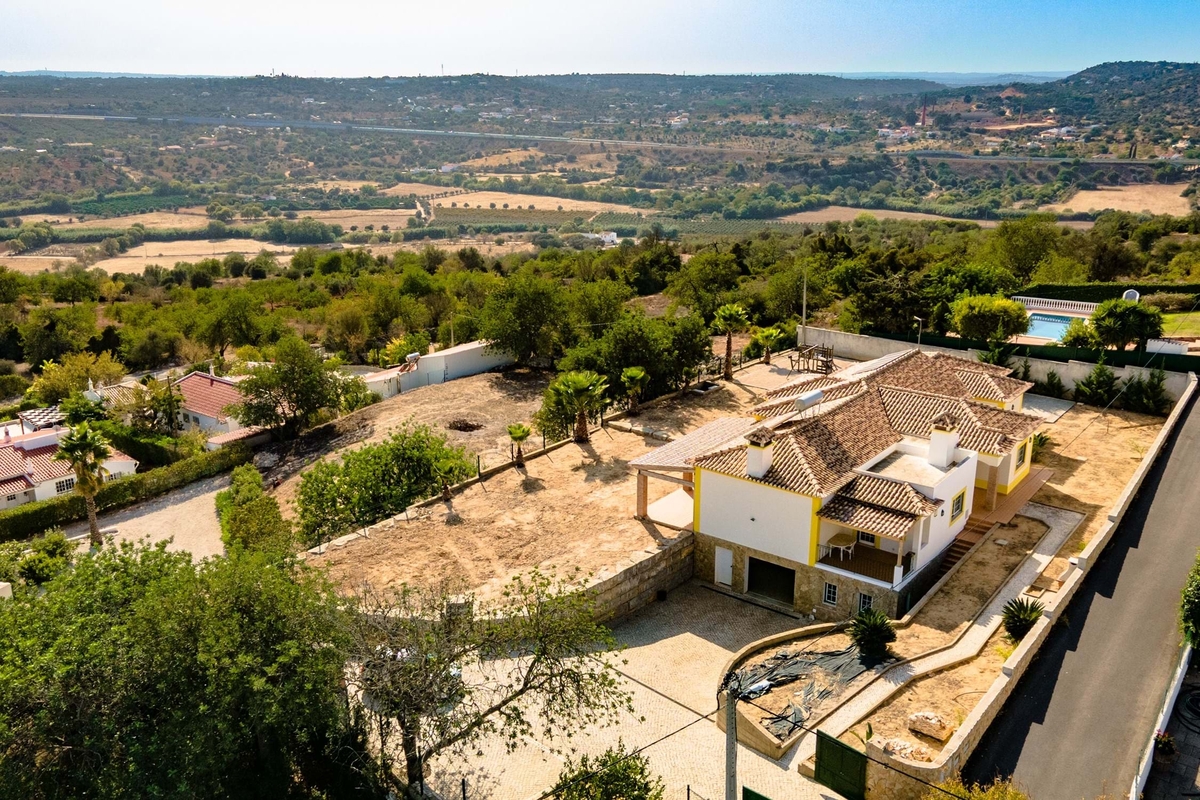 Villa_for_sale_in_Paderne_LSA14231