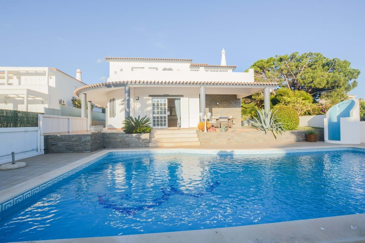 Villa_for_sale_in_Gale_LSA14232