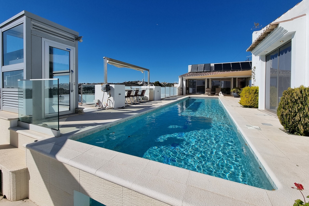 Villa_for_sale_in_Albufeira_LSA14243