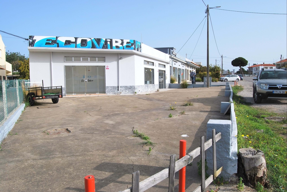 Commercial_for_sale_in_Quarteira_LSA14313