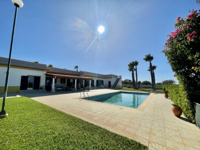 Villa_for_sale_in_Guia_SMA14362