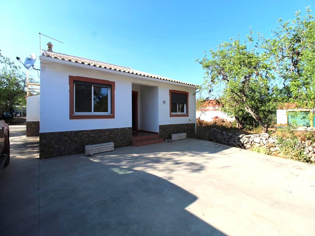 Country House_for_sale_in_Salir_SMA14485