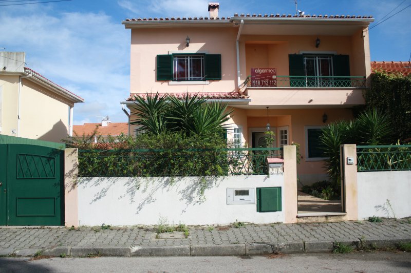 Home_for_sale_in_Fernao Ferro_SMA7765