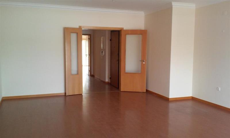 Condominium_for_sale_in_Estoril_SCO8263